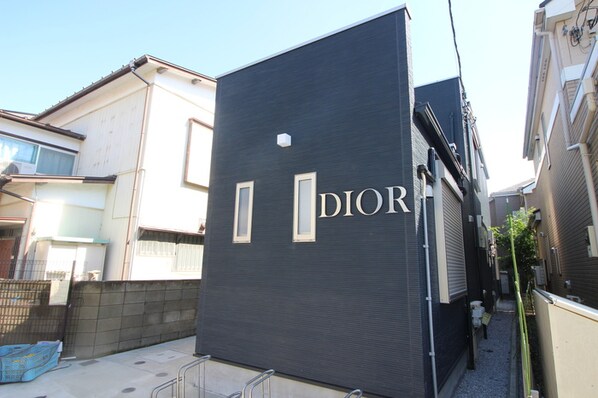 DIOR狛江の物件外観写真